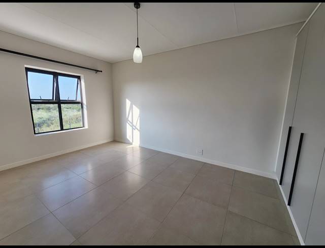 2 BEDROOM APARTMENT TO LET IN RICHWOOD